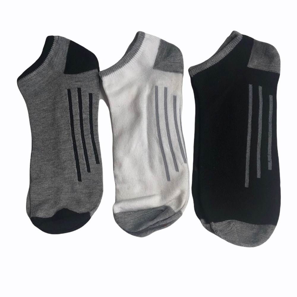 Athletic Sport Ankle Black,Gray and White No show Socks three stripes on bottom